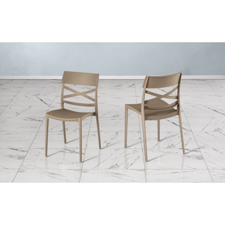 SEDIA FALKLAND CAPPUCCINO IN TECNOPOLIMERO IN FIBRA DI VETRO IMPILABILE PER USO INTERNO ED ESTERNO 100% MADE IN ITALY