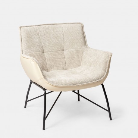 POLTRONA MODELLO KANDAKE  IN SIMILPELLE BEIGE ACCOPPIATO CON TESSUTO CINIGLIA STRUTTURA E GAMBE IN ACCIAIO GALVANIZZATO NERO
