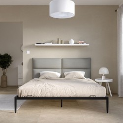LETTO MATRIMONIALE MODELLO ZHURIC TESTIERA IMBOTTITA IN TESSUTO GRIGIO STRUTTURA IN ACCIAIO GALVANIZZATO FINITURA NERO